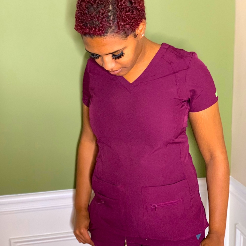 NWT 2-3X Wine Womens Med Couture Racerback Top